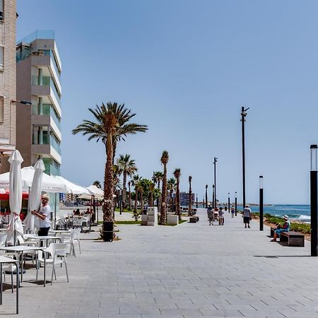 Apartaments Amalia On The Beach Torrevieja Exterior foto