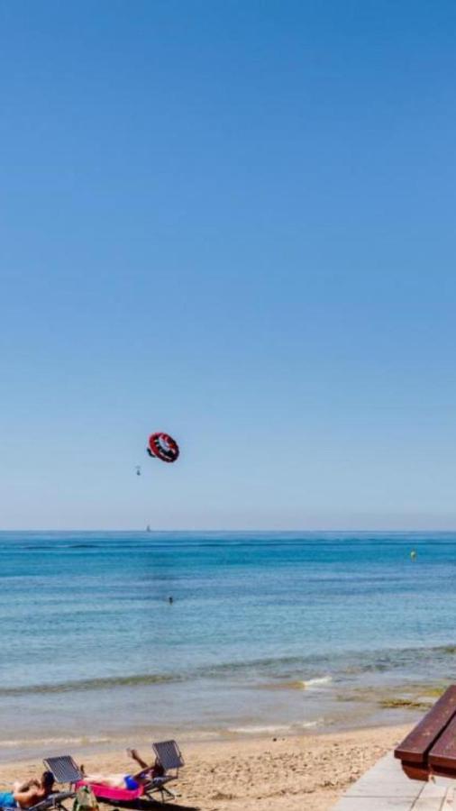 Apartaments Amalia On The Beach Torrevieja Exterior foto