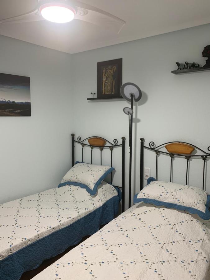 Apartaments Amalia On The Beach Torrevieja Exterior foto