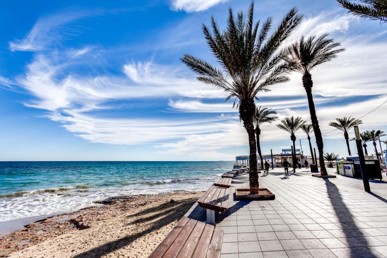 Apartaments Amalia On The Beach Torrevieja Exterior foto